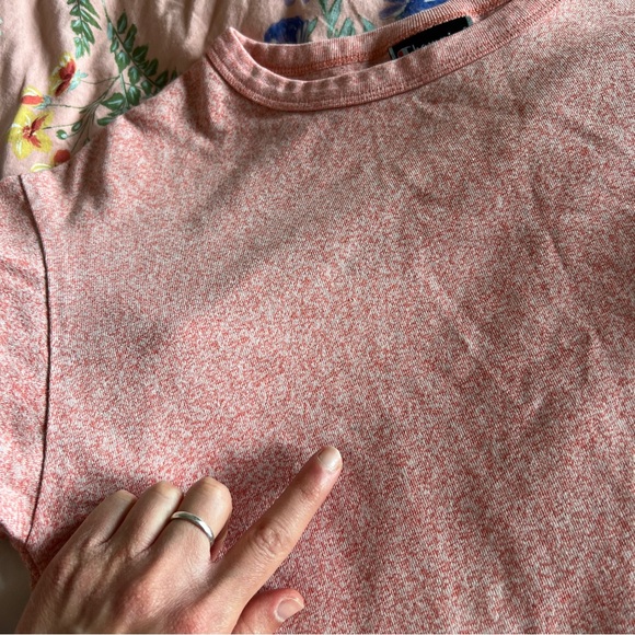 Champion Boxy Cropped Heathered Pink Tee - Picture 6 of 6